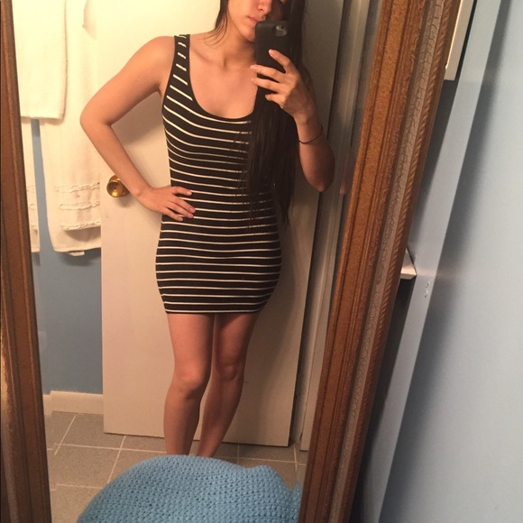 Forever 21 stripe dress with back detail - Picture 2 of 3